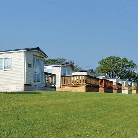 Crofthead Hotel Еър Екстериор снимка