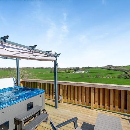 Crofthead Hotel Еър Екстериор снимка
