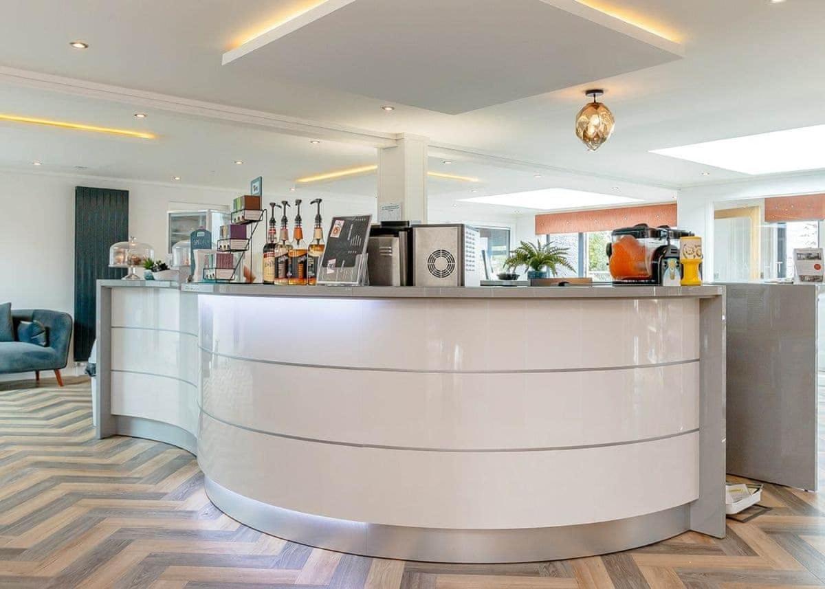 Crofthead Hotel Еър Екстериор снимка